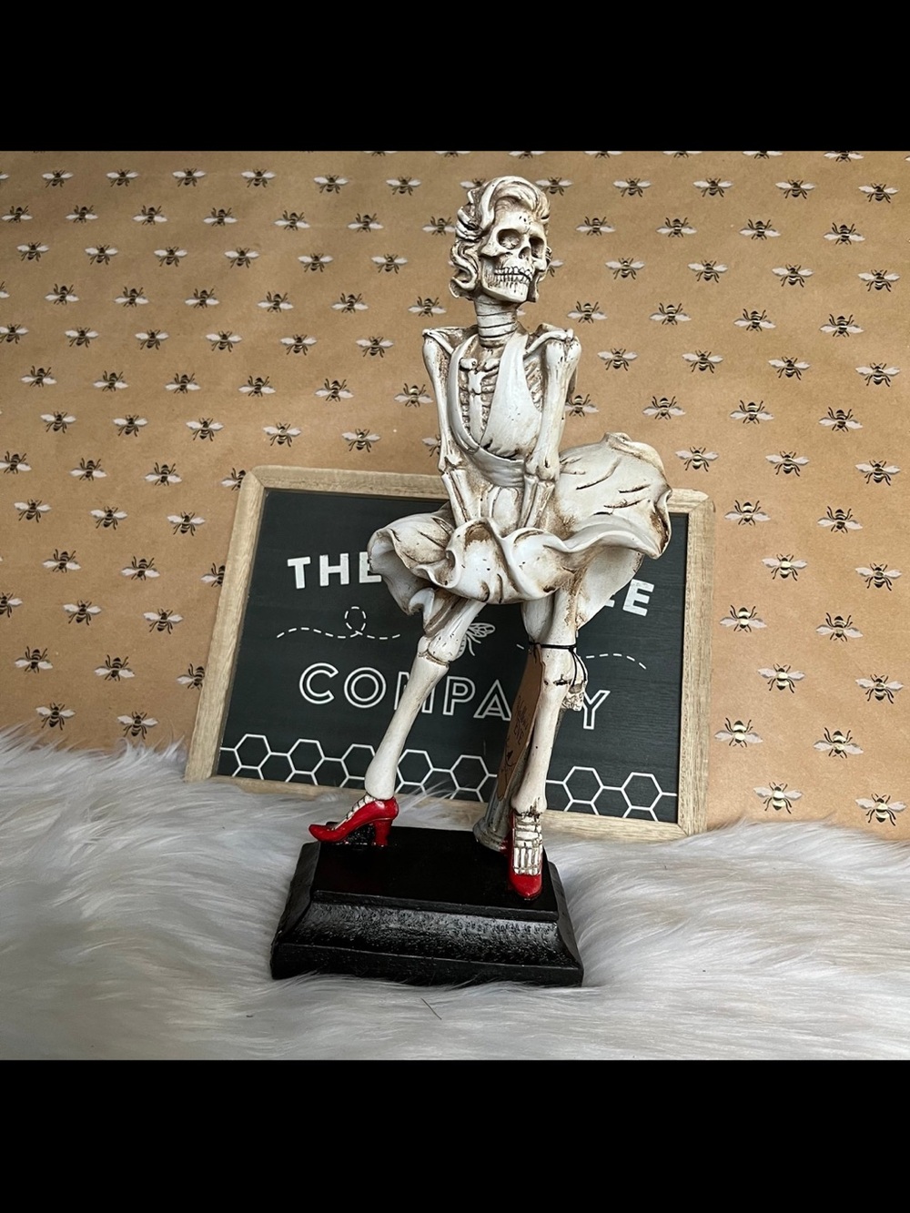 Marilyn Monroe Styled Skeleton Halloween Table Top Decor